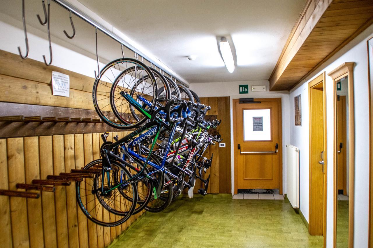 Hotel Garni Gran Fanes Corvara In Badia Bagian luar foto