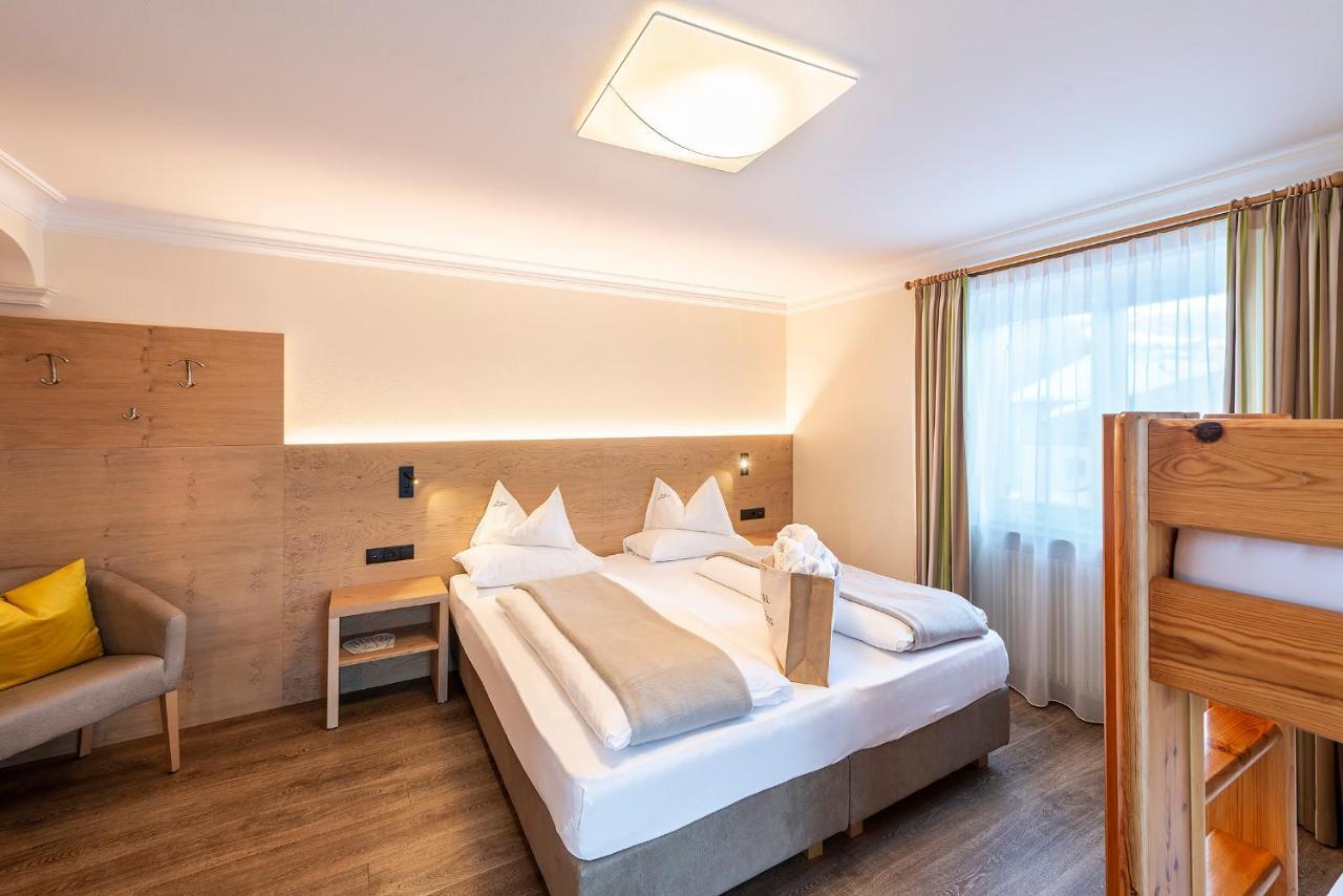 Hotel Garni Gran Fanes Corvara In Badia Bagian luar foto